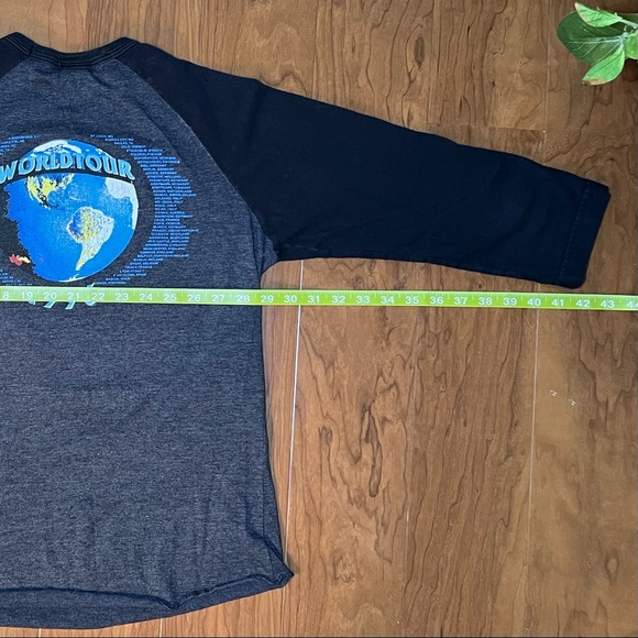 AC/DC “Ballbreaker” T-shirt - Men’s Small - Picture 8 of 8